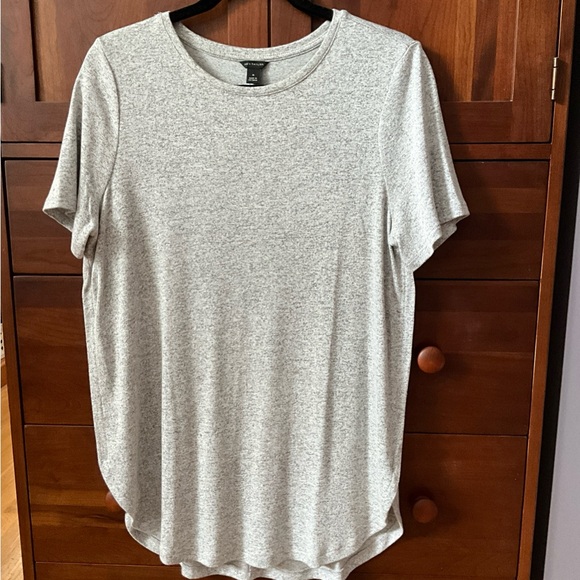 Ann Taylor Heather Marled Gray  Short Sleeve Tunic Tee Top Sz M - Picture 1 of 9
